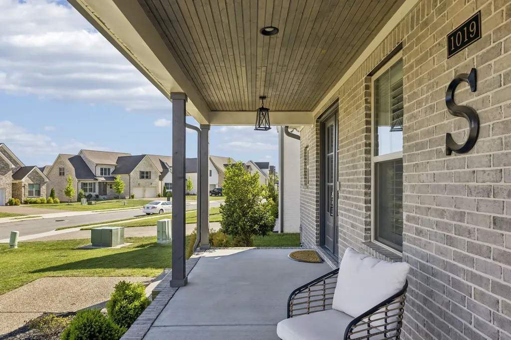 1019 Gadwall Lane Spring Hill TN 37174