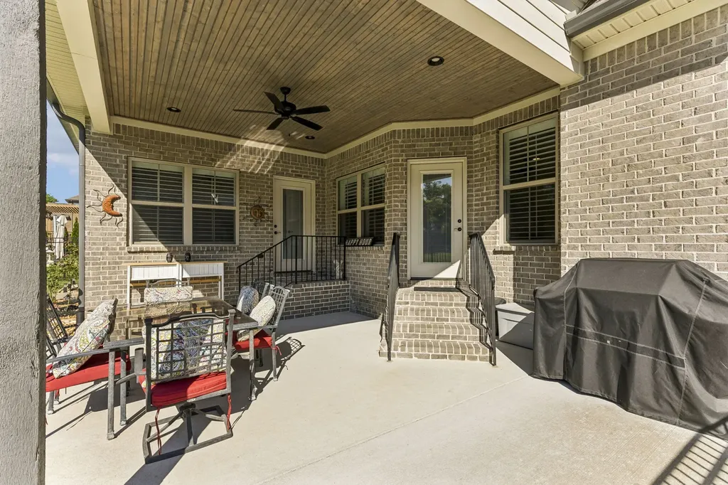 1019 Gadwall Lane Spring Hill TN 37174
