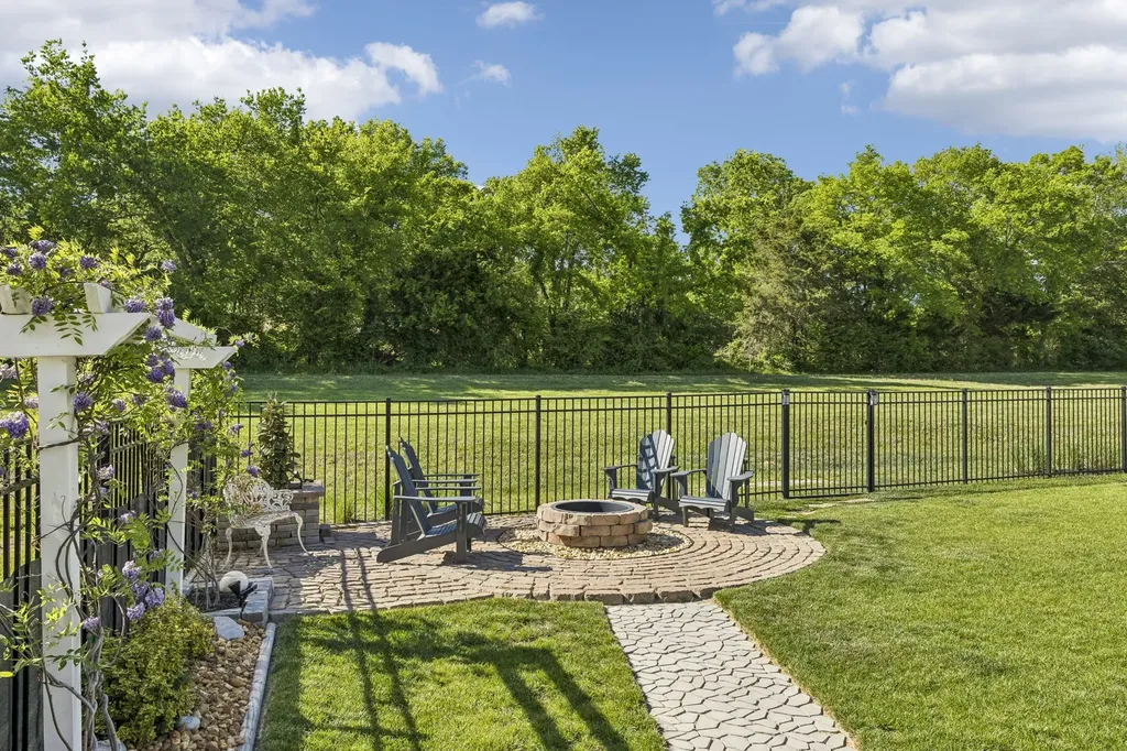 1019 Gadwall Lane Spring Hill TN 37174