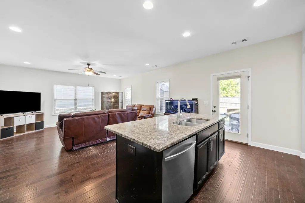 84 Nokes Drive Hendersonville TN 37075