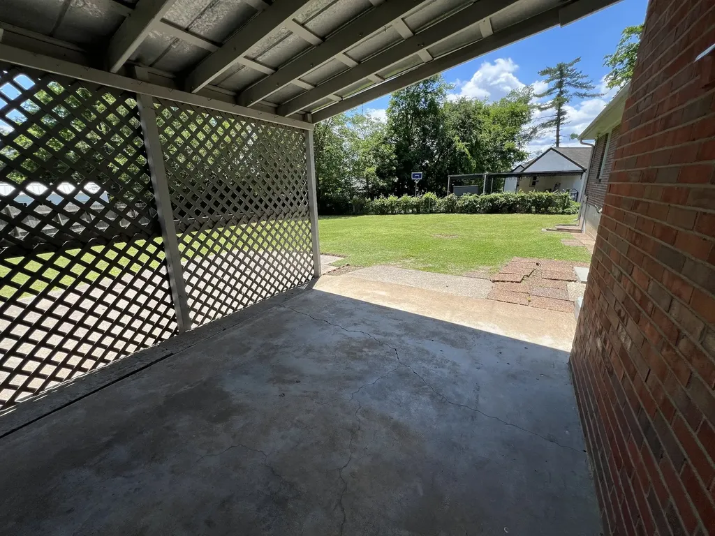 809 Colfax Dr, SE Nashville TN 37214
