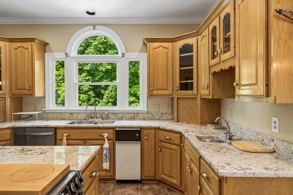 1229 Hogans Branch Road Hendersonville TN 37075