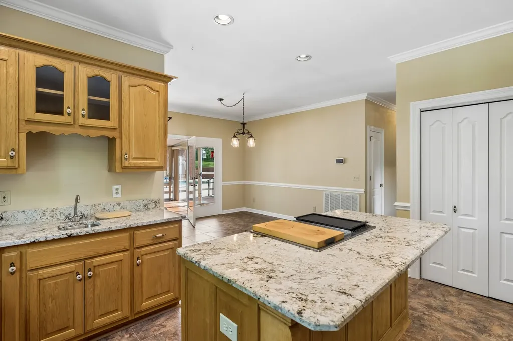 1229 Hogans Branch Road Hendersonville TN 37075