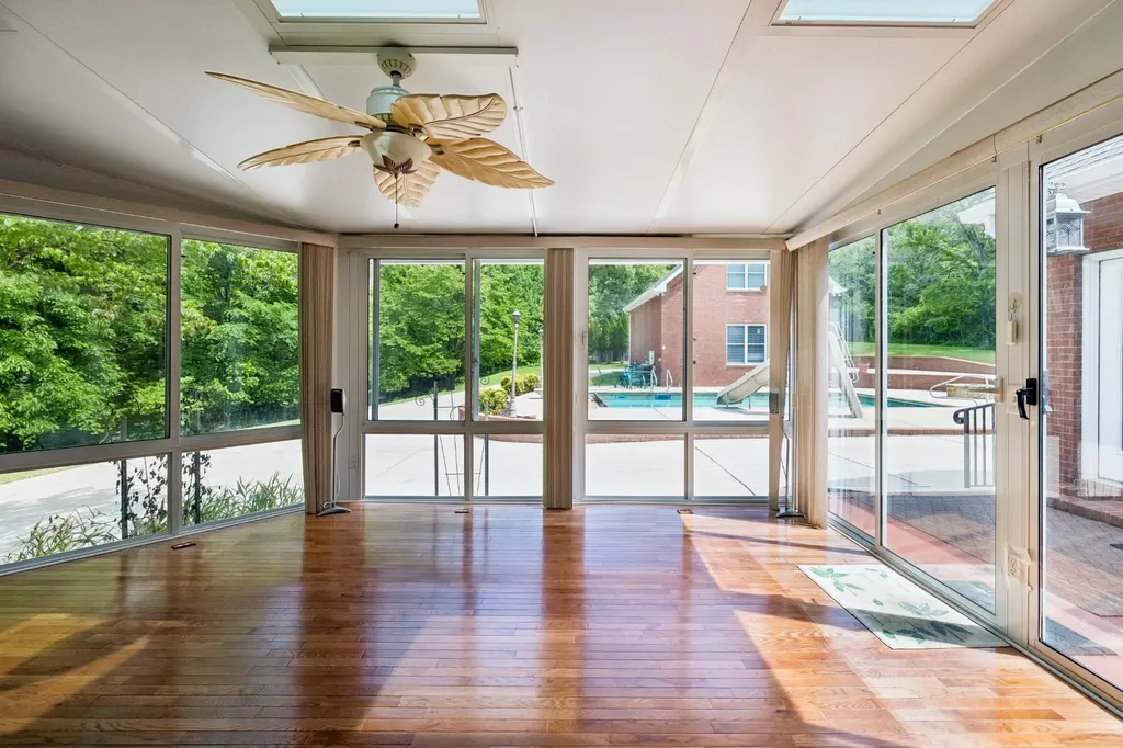 1229 Hogans Branch Road Hendersonville TN 37075