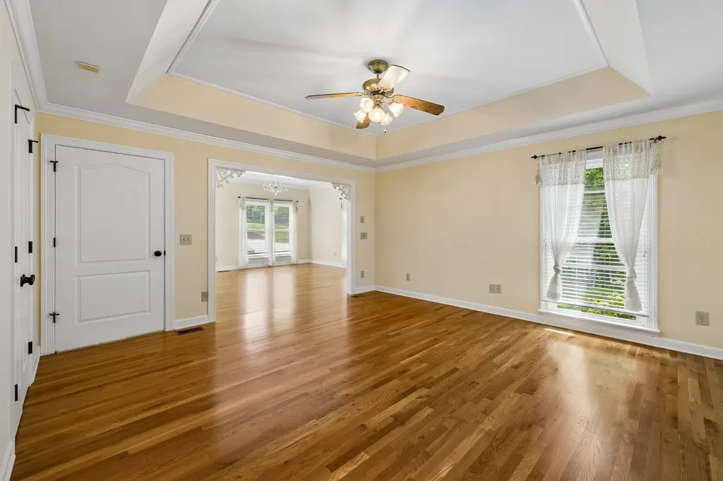 1229 Hogans Branch Road Hendersonville TN 37075