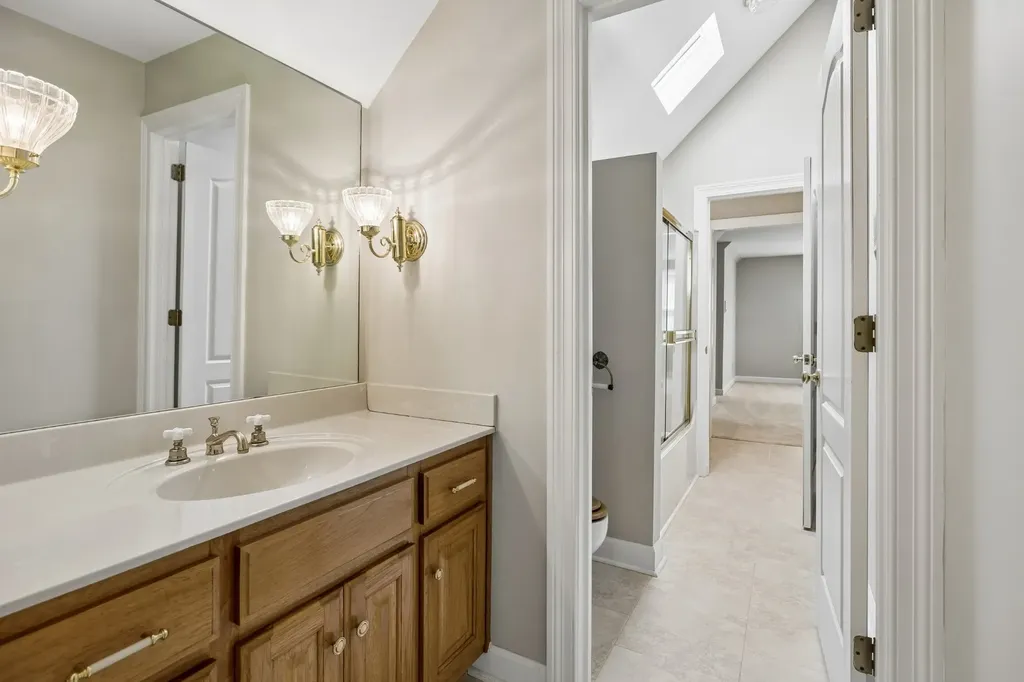1229 Hogans Branch Road Hendersonville TN 37075