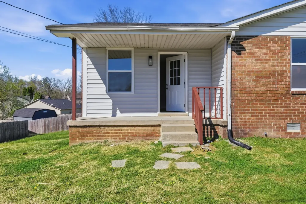 1302 Bellshire Terrace Drive Nashville TN 37207