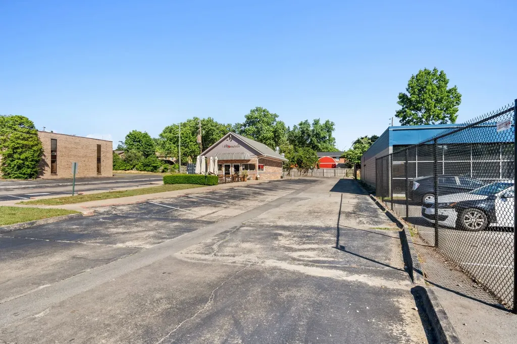4219 Lebanon Pike Hermitage TN 37076