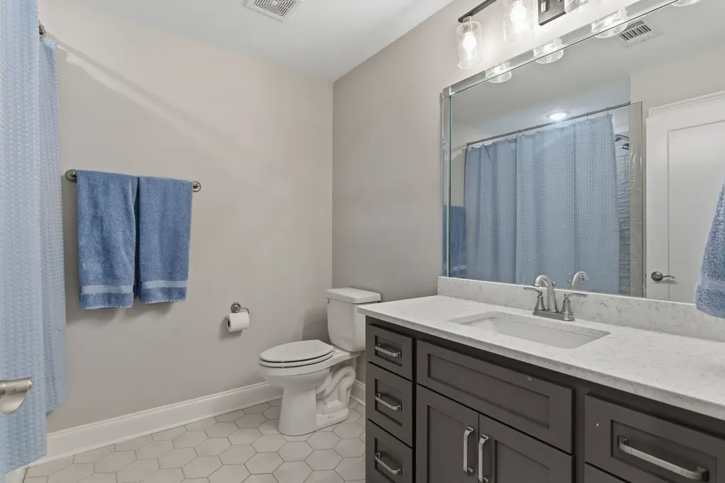 1802 Belclare Circle Lebanon TN 37087