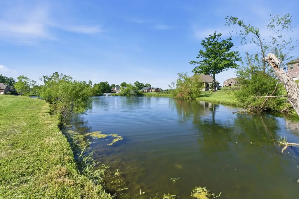 1802 Belclare Circle Lebanon TN 37087