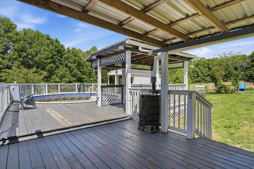1510 Rapids Road Portland TN 37148