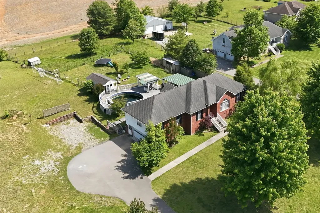 1510 Rapids Road Portland TN 37148