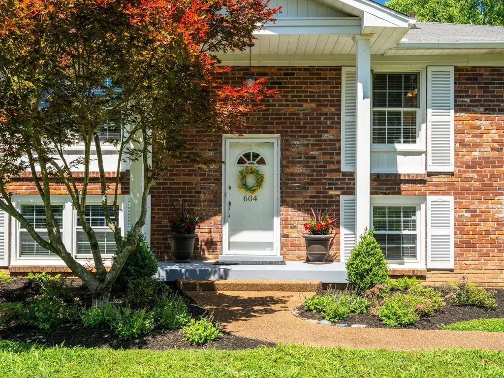 604 Meadowgreen Drive Franklin TN 37069