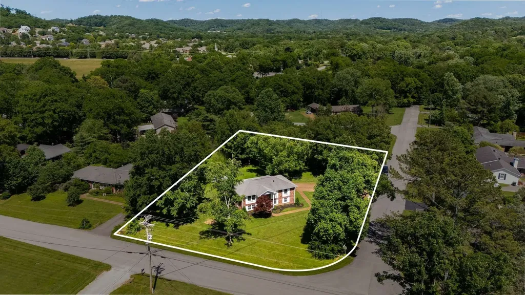 604 Meadowgreen Drive Franklin TN 37069