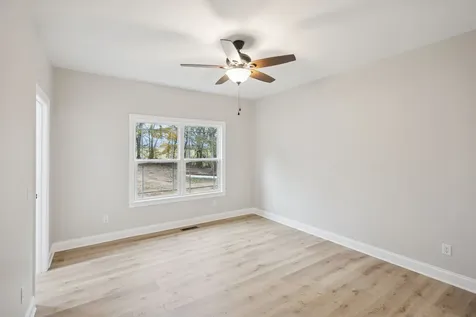 158 Lisa Drive Gordonsville TN 38563