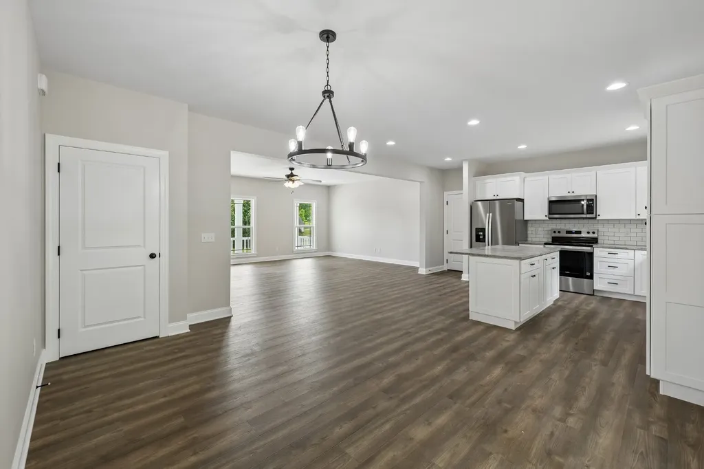 156 Lisa Drive Gordonsville TN 38563