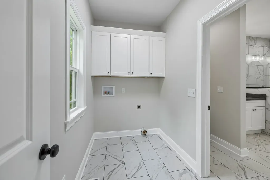 156 Lisa Drive Gordonsville TN 38563