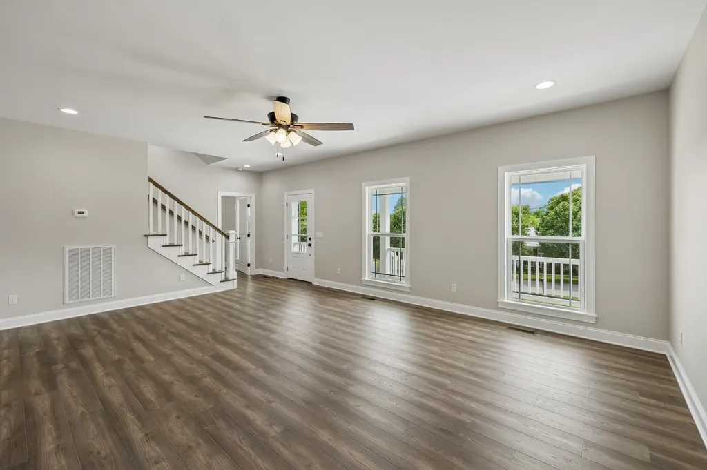 156 Lisa Drive Gordonsville TN 38563
