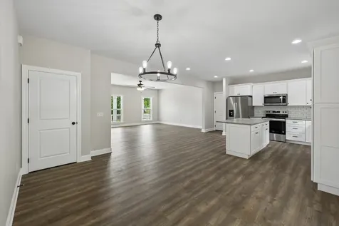156 Lisa Drive Gordonsville TN 38563