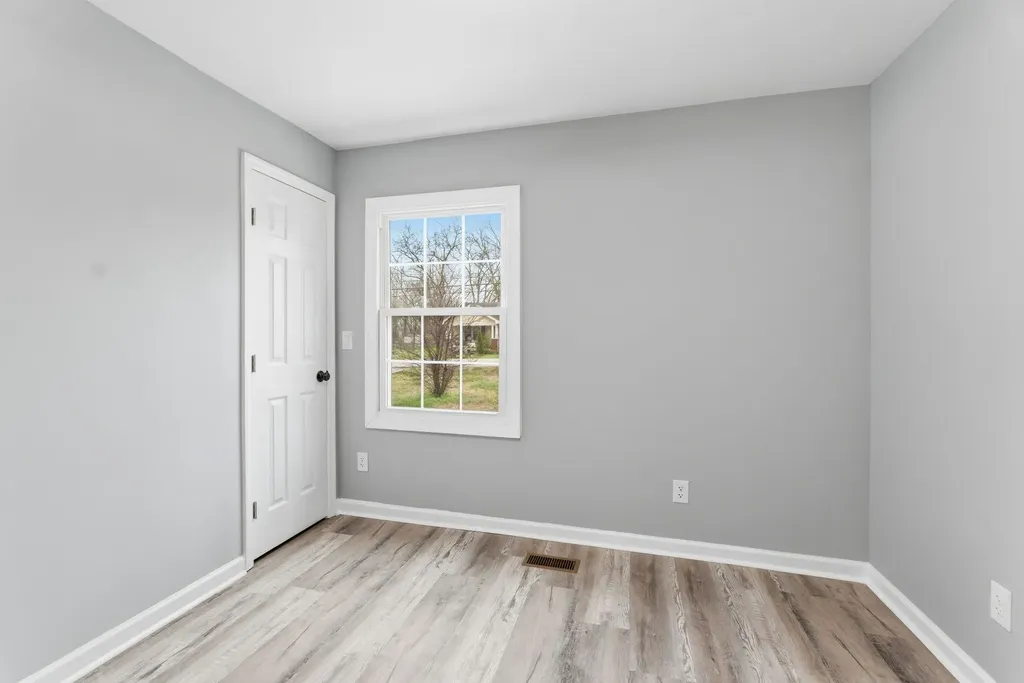 214 W Adams Avenue Lebanon TN 37087