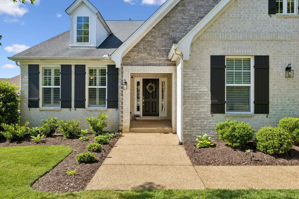 7107 Triple Crown Lane Fairview TN 37062