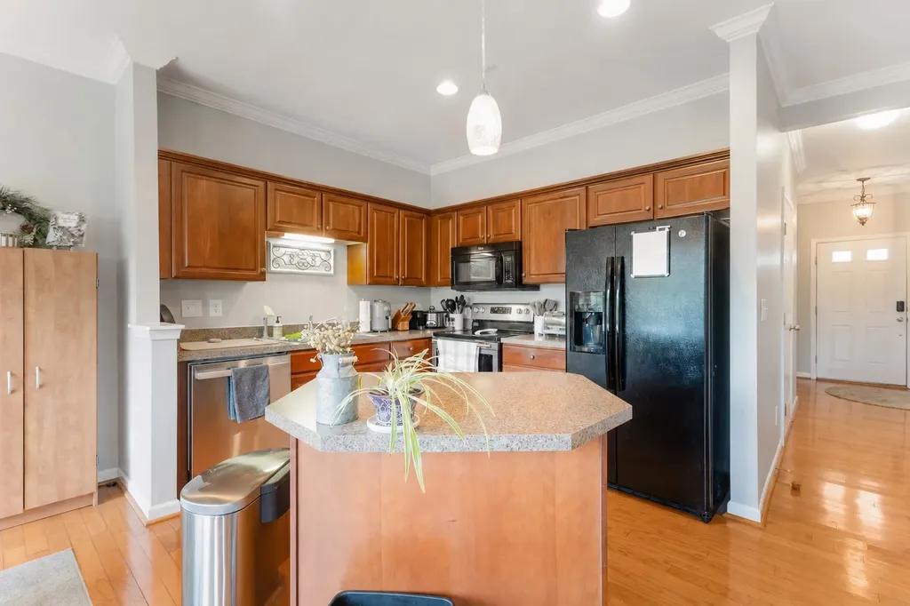 7277 Charlotte Pike Nashville TN 37209