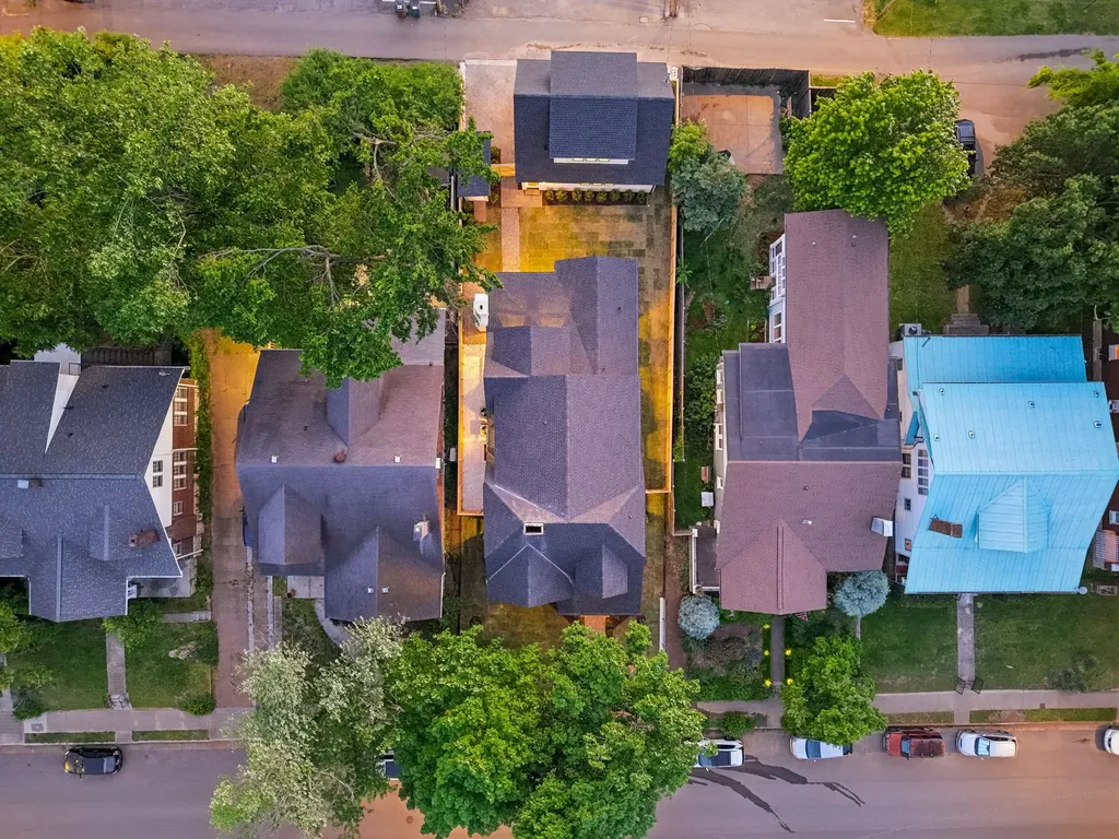 2007 20th Ave, S Nashville TN 37212
