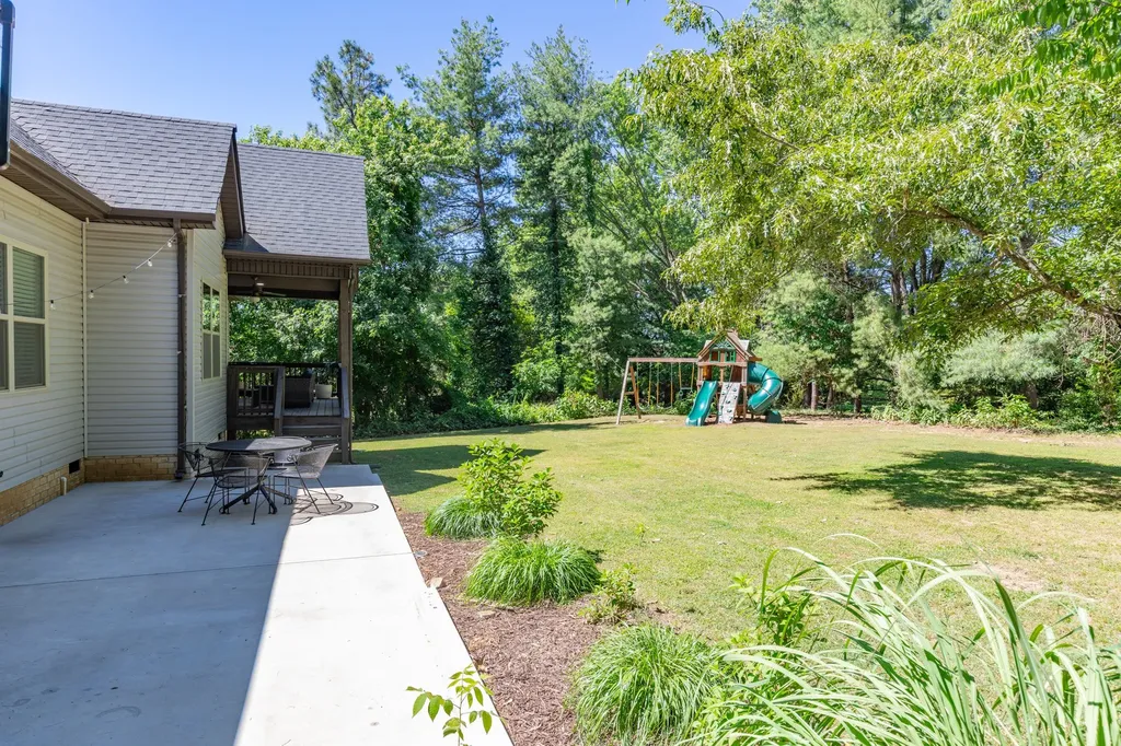 652 Vaughan Road Clarksville TN 37043