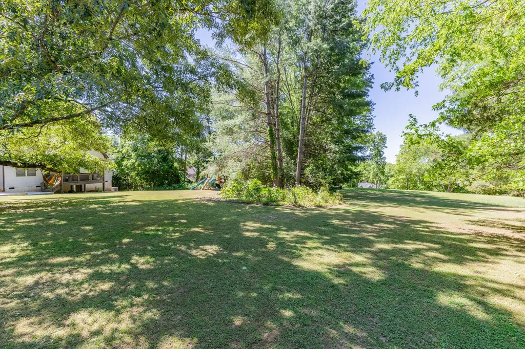 652 Vaughan Road Clarksville TN 37043