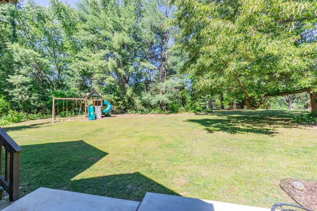 652 Vaughan Road Clarksville TN 37043