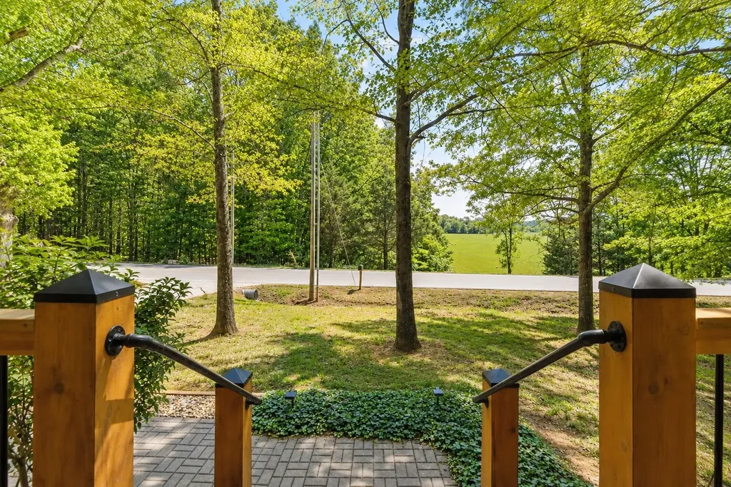 2201 Burford Road Lebanon TN 37087
