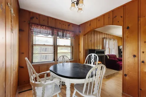 6819 S Main Street Lobelville TN 37097