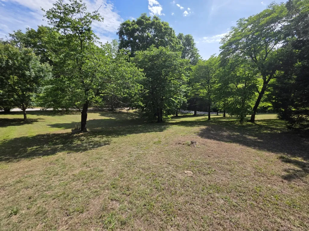 1200 Dawson Road White Bluff TN 37187