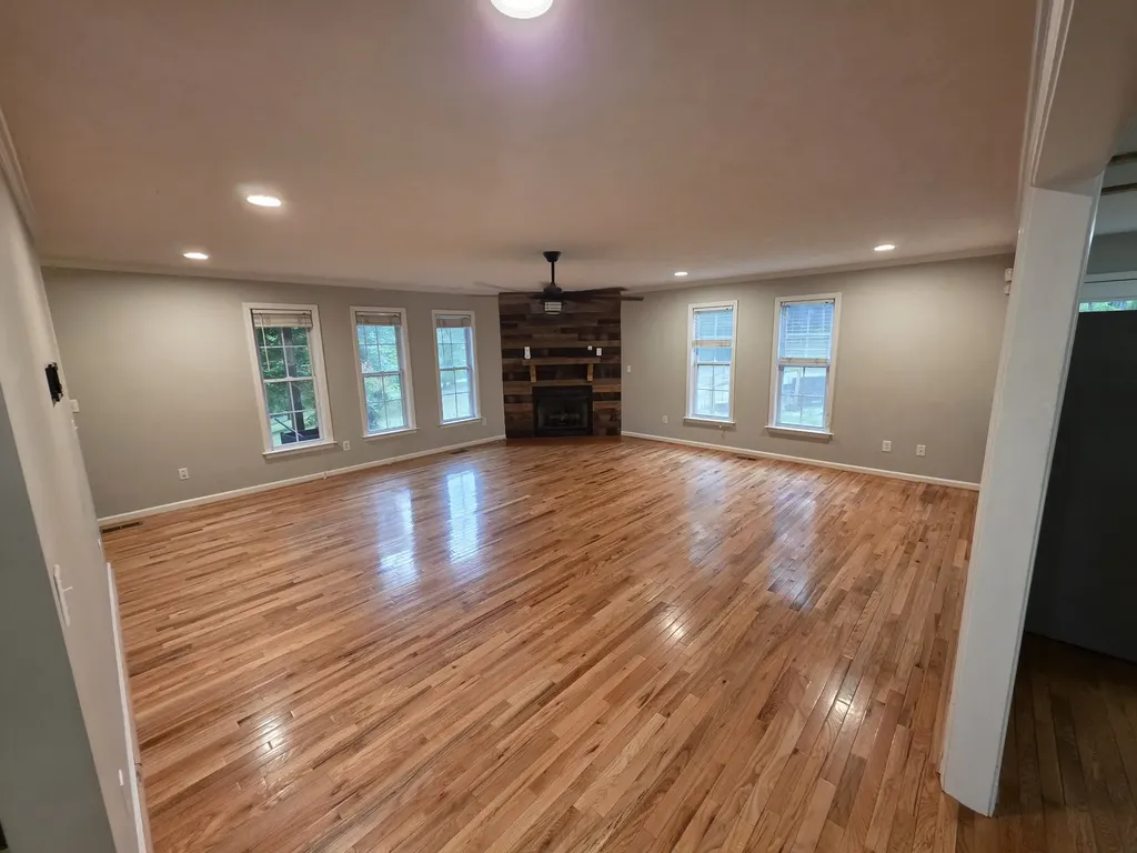 1200 Dawson Road White Bluff TN 37187