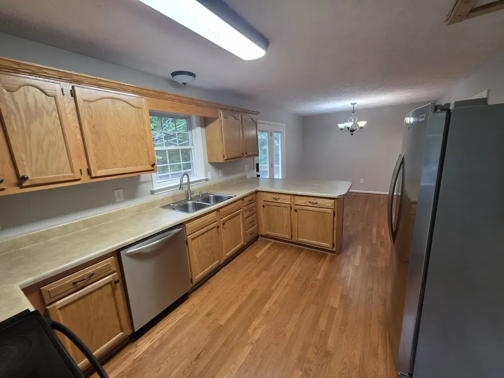 1200 Dawson Road White Bluff TN 37187