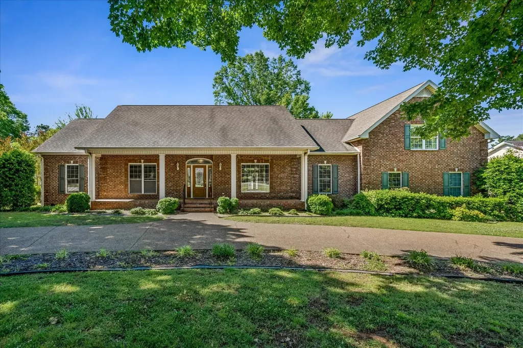 210 Montchanin Drive Old Hickory TN 37138