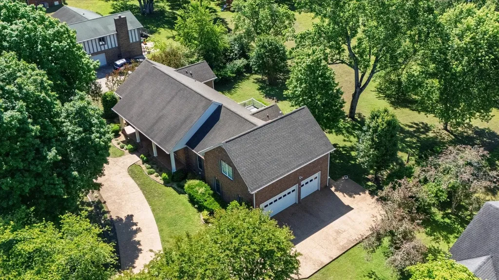 210 Montchanin Drive Old Hickory TN 37138