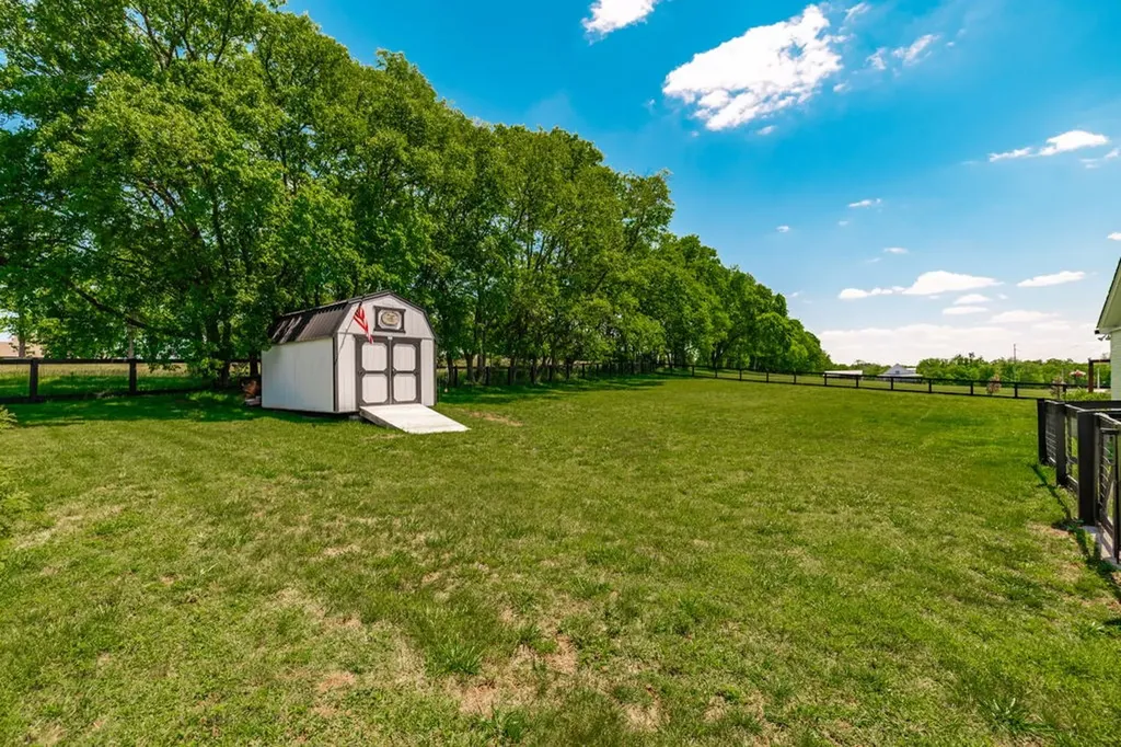 794 Brights Lane Gallatin TN 37066