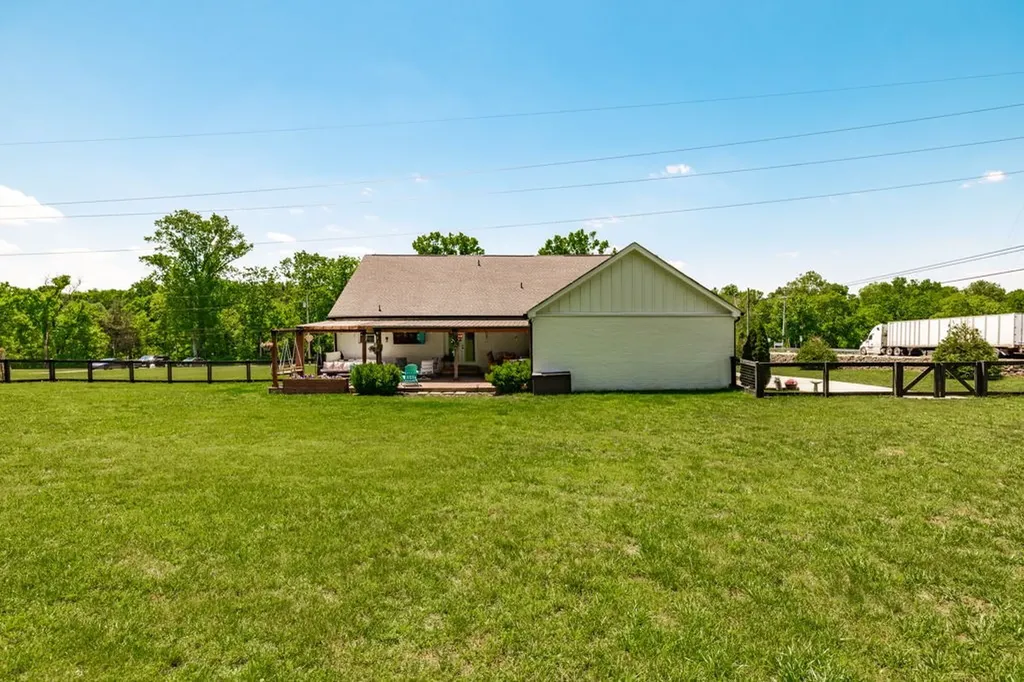 794 Brights Lane Gallatin TN 37066