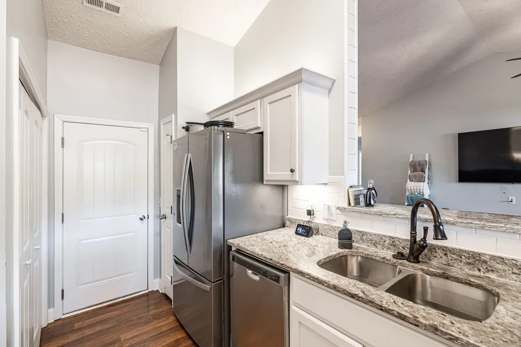 452 Golf Club Lane Springfield TN 37172