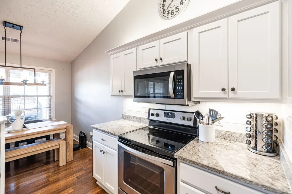 452 Golf Club Lane Springfield TN 37172