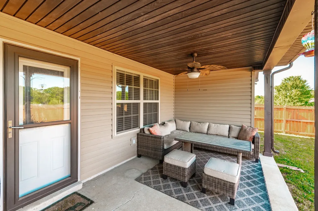 452 Golf Club Lane Springfield TN 37172