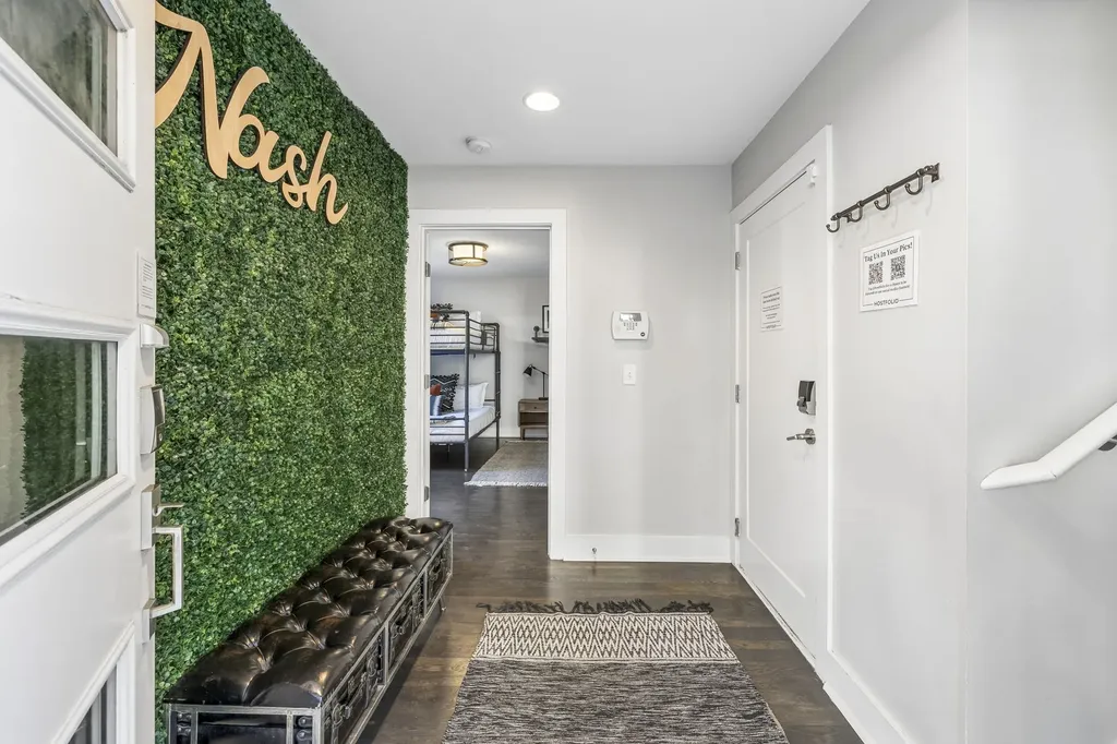 1011D 12th Ave, N Nashville TN 37208