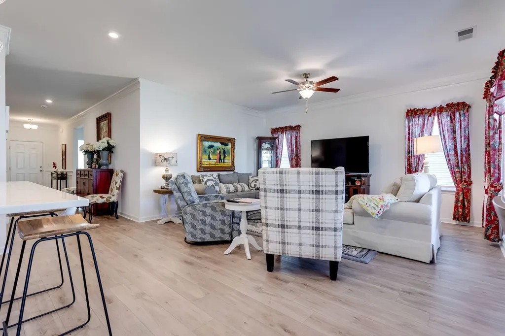 517 Morgan Meadows Way Columbia TN 38401