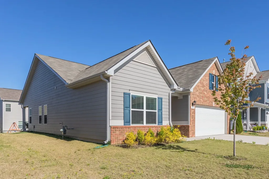 517 Morgan Meadows Way Columbia TN 38401
