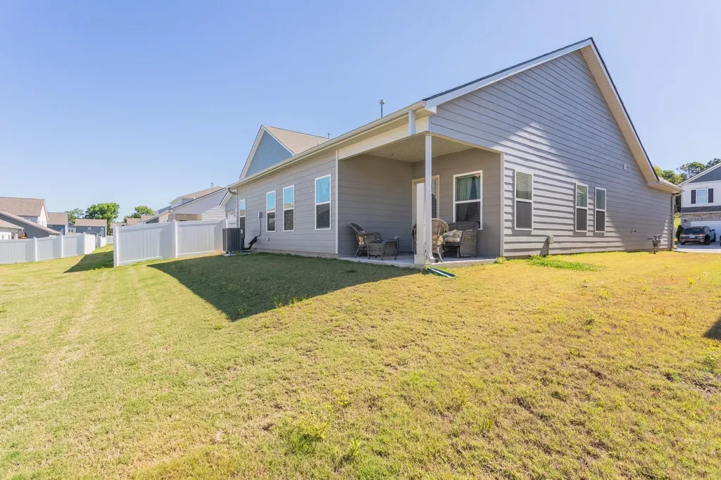 517 Morgan Meadows Way Columbia TN 38401