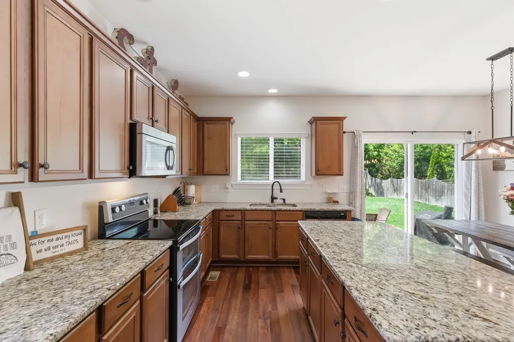 1032 Kelsey Glen Drive Mount Juliet TN 37122