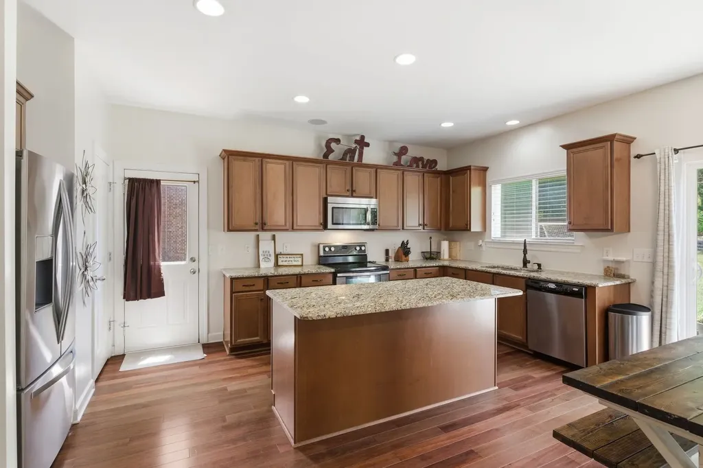 1032 Kelsey Glen Drive Mount Juliet TN 37122