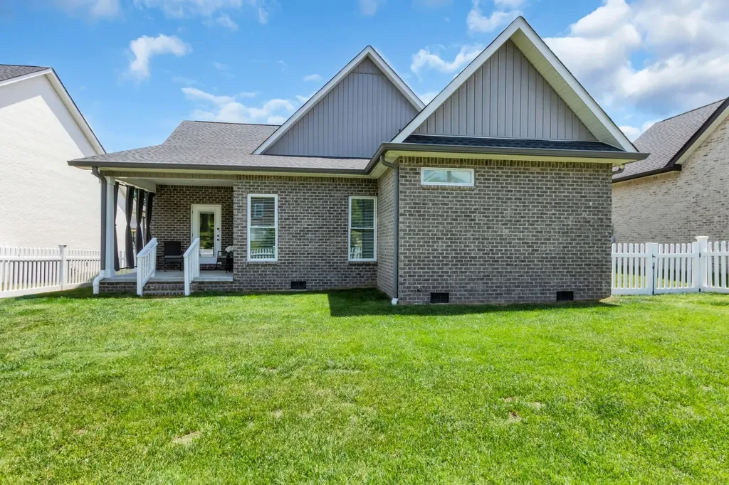 162 Beckam Way Smithville TN 37166