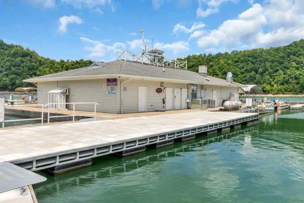 162 Beckam Way Smithville TN 37166